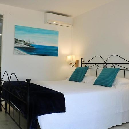 Albergo"Villa Biscotti" Peschici Bagian luar foto