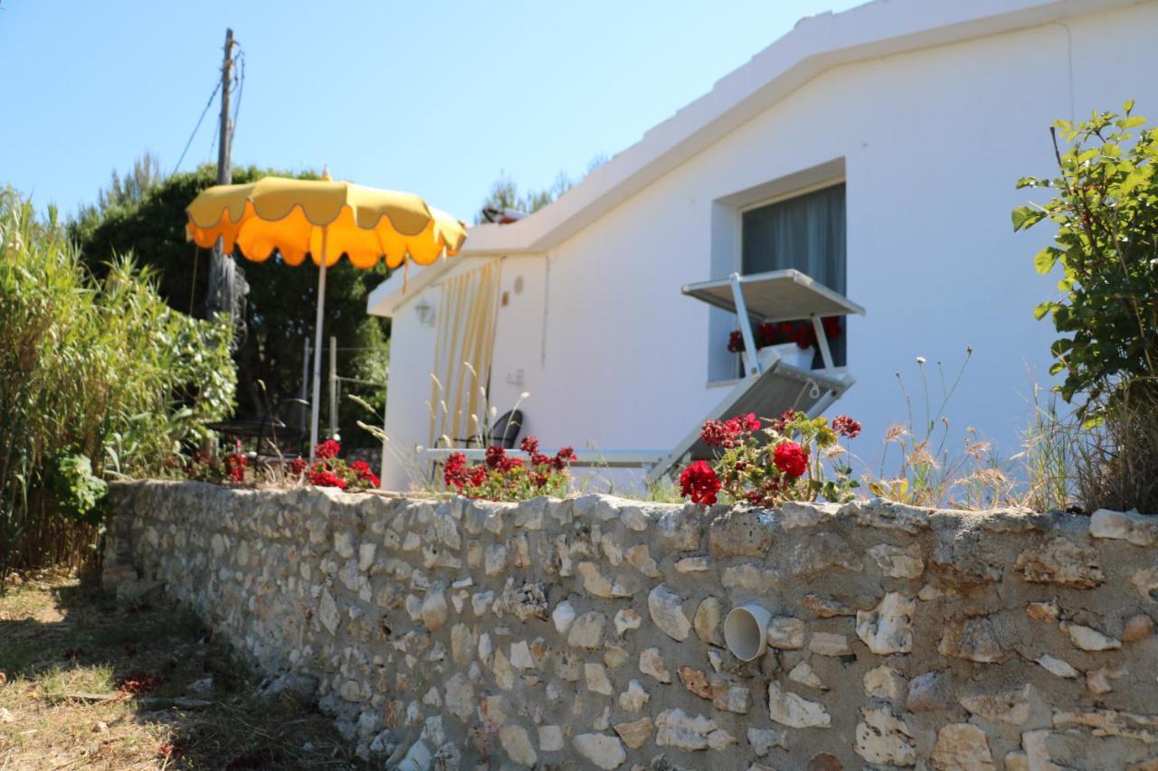 Albergo"Villa Biscotti" Peschici Bagian luar foto