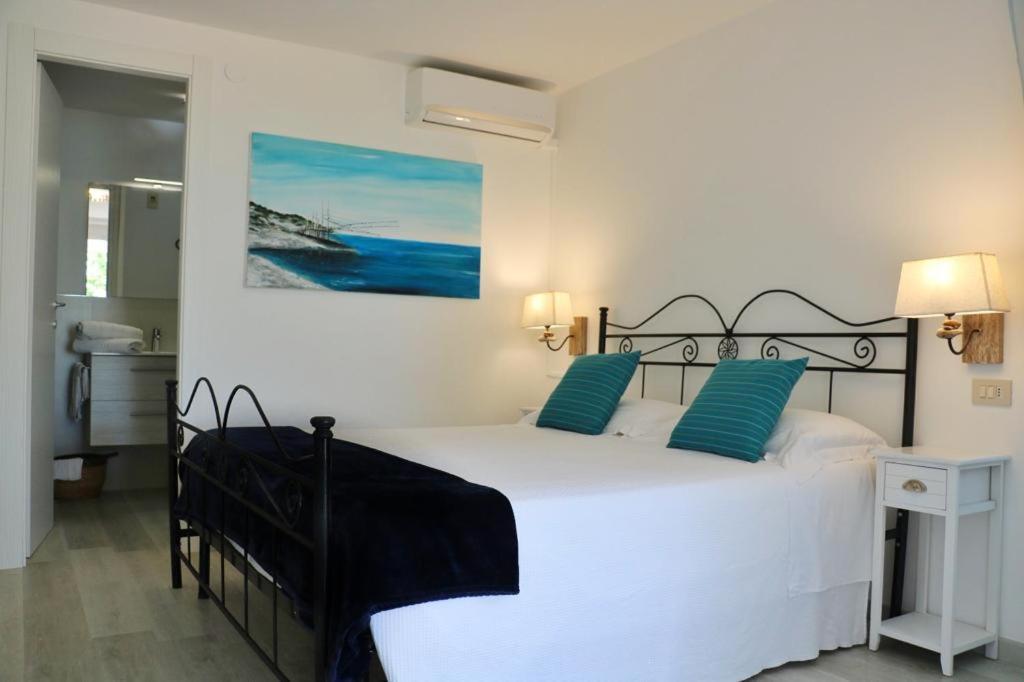 Albergo"Villa Biscotti" Peschici Bagian luar foto