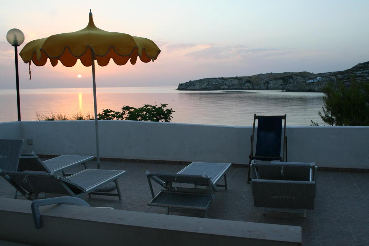 Albergo"Villa Biscotti" Peschici Bagian luar foto